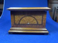 19th century French Walnut Inlaid Jewellery Box. (3 of 16) 19th century French Walnut Inlaid Jewellery Box. (3 of 16)
