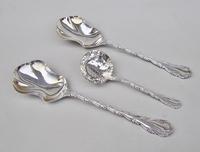 Cased Victorian silver plated fruit serving set by Lee & Wigfull, Sheffield c.1900 (3 of 5) Cased Victorian silver plated fruit serving set by Lee & Wigfull, Sheffield c.1900 (3 of 5)