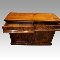 Victorian Burr Walnut Chiffonier Sideboard (5 of 9) Victorian Burr Walnut Chiffonier Sideboard (5 of 9)