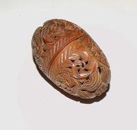 Victorian carved coquilla nut thimble holder (3 of 5) Victorian carved coquilla nut thimble holder (3 of 5)