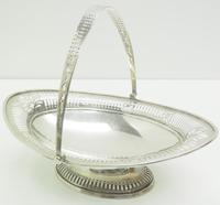 Solid Silver Centre Piece Fruit Bowl 474 Grams c.1925 (2 of 5) Solid Silver Centre Piece Fruit Bowl 474 Grams c.1925 (2 of 5)