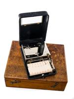 Rare Recording Barometer / Altimeter with Box & Accessories (2 of 6) Rare Recording Barometer / Altimeter with Box & Accessories (2 of 6)