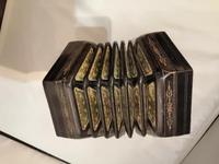 Good Early 20th Century Concertina Squeeze Box (6 of 11) Good Early 20th Century Concertina Squeeze Box (6 of 11)