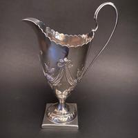 Silver Georgian Pedestal Creamer (5 of 5) Silver Georgian Pedestal Creamer (5 of 5)