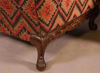 Very Good Pair of Wing Armchairs in the style of George II (10 of 15) Very Good Pair of Wing Armchairs in the style of George II (10 of 15)