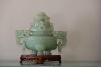 Carved Jade Twin Dragon Handled Tripod Incense Censer (3 of 18) Carved Jade Twin Dragon Handled Tripod Incense Censer (3 of 18)