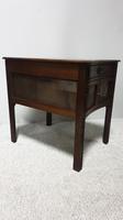 Very Good Pair of Mahogany Bedside Cabinets (7 of 13) Very Good Pair of Mahogany Bedside Cabinets (7 of 13)