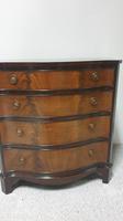 Serpentine Mahogany Chest of Four Drawers (3 of 7) Serpentine Mahogany Chest of Four Drawers (3 of 7)