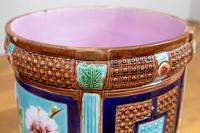 Late 19th Century Large Decorative Floor Standing Majolica Planter (7 of 12) Late 19th Century Large Decorative Floor Standing Majolica Planter (7 of 12)