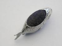 Edwardian Novelty Silver Fish Pin Cushion, Lr110521 (9 of 11) Edwardian Novelty Silver Fish Pin Cushion, Lr110521 (9 of 11)