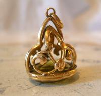 Antique Pocket Watch Chain Fob 1910 Art Nouveau Big Rose Gilt & Green Stone Fob (8 of 9) Antique Pocket Watch Chain Fob 1910 Art Nouveau Big Rose Gilt & Green Stone Fob (8 of 9)
