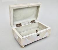 Victorian Large Mother of Pearl Needle Case c.1880 (3 of 9) Victorian Large Mother of Pearl Needle Case c.1880 (3 of 9)