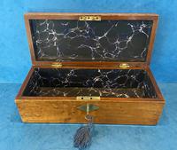 Victorian Burr Maple, Mahogany & Walnut Box (8 of 11) Victorian Burr Maple, Mahogany & Walnut Box (8 of 11)