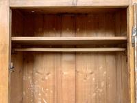 Small Antique Pine Wardrobe (14 of 15) Small Antique Pine Wardrobe (14 of 15)