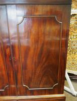 Neat Size 18th Century Mahogany Linen Press (7 of 7) Neat Size 18th Century Mahogany Linen Press (7 of 7)