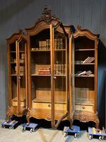 Wonderful French Walnut Bookcase or Cabinet (16 of 25) Wonderful French Walnut Bookcase or Cabinet (16 of 25)