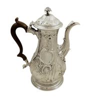 Antique Georgian Sterling Silver Coffee Pot 1759 (10 of 10) Antique Georgian Sterling Silver Coffee Pot 1759 (10 of 10)