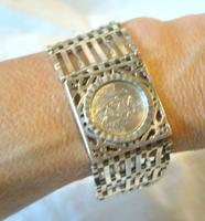 Vintage Sterling Silver Gate Bracelet 1976 St Christopher & Heart Padlock 34.3 Grams (12 of 12) Vintage Sterling Silver Gate Bracelet 1976 St Christopher & Heart Padlock 34.3 Grams (12 of 12)