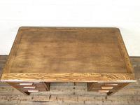 Early 20th Century Antique Oak Pedestal Desk (8 of 9) Early 20th Century Antique Oak Pedestal Desk (8 of 9)