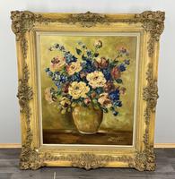 Vintage French Oil Painting Floral Still Life Gilt Ornate Frame Signed (LOT 3871)