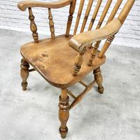 Large 'Grandfather' Windsor Armchair (6 of 7) Large 'Grandfather' Windsor Armchair (6 of 7)