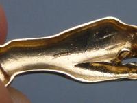 9ct gold and diamond hand brooch (3 of 5) 9ct gold and diamond hand brooch (3 of 5)