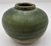 Small Vietnamese Hanoi trade ware jar or vase, stoneware, celadon type glaze, c1400 (2 of 5) Small Vietnamese Hanoi trade ware jar or vase, stoneware, celadon type glaze, c1400 (2 of 5)