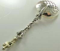 Fine Victorian Sifter Spoon Charles & George Fox London 1846 (5 of 9) Fine Victorian Sifter Spoon Charles & George Fox London 1846 (5 of 9)
