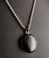 Victorian Mourning Locket, Black Enamel & Seed Pearl (6 of 13) Victorian Mourning Locket, Black Enamel & Seed Pearl (6 of 13)