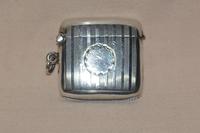 1908 Edwardian Sterling Siver Vesta Case by Birmingham Siversmith Hayes & Co (3 of 5) 1908 Edwardian Sterling Siver Vesta Case by Birmingham Siversmith Hayes & Co (3 of 5)
