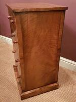 Superb Pair of Antique Burr Walnut Bedside Chests (5 of 6) Superb Pair of Antique Burr Walnut Bedside Chests (5 of 6)