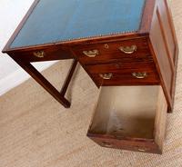 Edwardian Oak Pedestal Writing Desk (8 of 12) Edwardian Oak Pedestal Writing Desk (8 of 12)