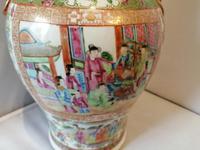Fine Pair of 19th Century Cantonese Vases (5 of 19) Fine Pair of 19th Century Cantonese Vases (5 of 19)