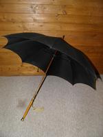 Antique Hallmarked 1918 - 9 Carat Gold Umbrella by Kendall with Black Canopy (2 of 17) Antique Hallmarked 1918 - 9 Carat Gold Umbrella by Kendall with Black Canopy (2 of 17)