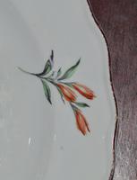 Chelsea 1752-1776 shaped deep porcelain plate / dish painted with floral sprays (8 of 11) Chelsea 1752-1776 shaped deep porcelain plate / dish painted with floral sprays (8 of 11)