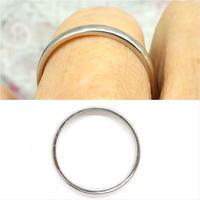 Vintage Art Deco Plain Platinum Wedding Band c1930's ~ Ladies narrow ring size O 1/2 - 7.25 (8 of 9) Vintage Art Deco Plain Platinum Wedding Band c1930's ~ Ladies narrow ring size O 1/2 - 7.25 (8 of 9)