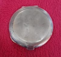 Silver & Enamelled Compact with Naval Sweetheart Badge (3 of 5) Silver & Enamelled Compact with Naval Sweetheart Badge (3 of 5)