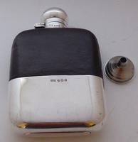1934 Daniel & Arter Solid Hallmarked Silver Leather and Glass Hip Flask 7fl oz (11 of 12) 1934 Daniel & Arter Solid Hallmarked Silver Leather and Glass Hip Flask 7fl oz (11 of 12)