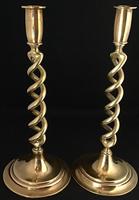Pair of Victorian Brass Open Twist Candlesticks (3 of 4) Pair of Victorian Brass Open Twist Candlesticks (3 of 4)
