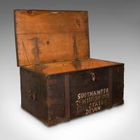 Antique Steamer Trunk, English, Pine, Iron, Carriage Chest, Victorian c.1860 (2 of 12) Antique Steamer Trunk, English, Pine, Iron, Carriage Chest, Victorian c.1860 (2 of 12)