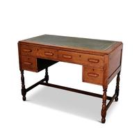 Lovely Little Vintage Desk with Green Leather Top & Drawers c.1970 (2 of 8) Lovely Little Vintage Desk with Green Leather Top & Drawers c.1970 (2 of 8)