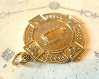 Vintage Pocket Watch Chain Fob 1940s Large Golden Gilt Irish Harp Shield Fob Nos (5 of 8) Vintage Pocket Watch Chain Fob 1940s Large Golden Gilt Irish Harp Shield Fob Nos (5 of 8)