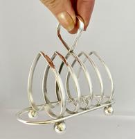 Heart Shaped Silver Plated Toast Rack c.1910 (5 of 7) Heart Shaped Silver Plated Toast Rack c.1910 (5 of 7)