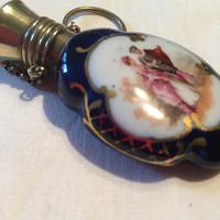 Antique Porcelain Chatelaine Scent Bottle (4 of 5) Antique Porcelain Chatelaine Scent Bottle (4 of 5)