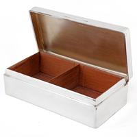 Adie Brothers Silver Cigar or Cigarette Box with a Hinged Crested Solid Lid (3 of 5) Adie Brothers Silver Cigar or Cigarette Box with a Hinged Crested Solid Lid (3 of 5)
