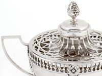 William Comyns Edwardian Silver Potpourri Bowl (4 of 6) William Comyns Edwardian Silver Potpourri Bowl (4 of 6)