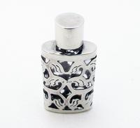 70s Retro Ari D Norman London Import Hallmarks Solid Sterling Silver Openwork Pierced Glass Vintage Scent Perfume Bottle (2 of 8) 70s Retro Ari D Norman London Import Hallmarks Solid Sterling Silver Openwork Pierced Glass Vintage Scent Perfume Bottle (2 of 8)