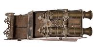 Twin Barrelled Bronze Miniature Cannon (5 of 5) Twin Barrelled Bronze Miniature Cannon (5 of 5)