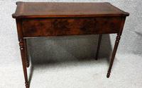 Burr Walnut Side Table (3 of 10) Burr Walnut Side Table (3 of 10)