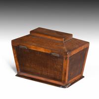 Shaped Late George III Period Mahogany Tea Caddy (4 of 4) Shaped Late George III Period Mahogany Tea Caddy (4 of 4)